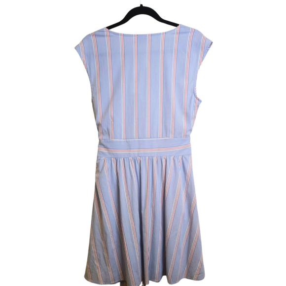 Vineyard Vines Nicholls StripeSeersucker Tie-Waist Dress Size 8 - Picture 3 of 5